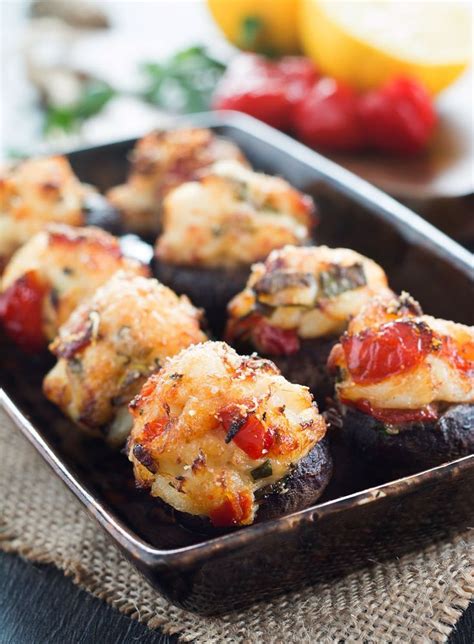 Our crab stuffed mushrooms recipe is lower cal than the outback steakhouse appetizer, but packs in loads of crabmeat. Easy Crab Stuffed Mushrooms | Recipe | Crab stuffed ...