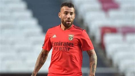 Otamendi 2021 : Jesus responde a adeptos do Benfica que não querem