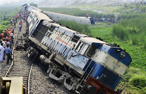 Kanpur Derailment Injures 61 Raises Concerns About Indias Aging Railways