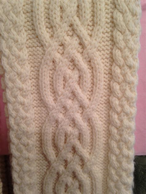 Celtic Knot Pattern Is From Ravelry Tricot