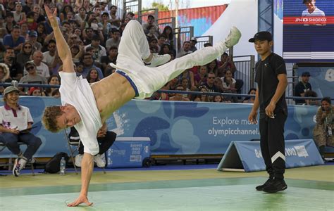 Here is an olympic summer sports list and the sports in the summer olympic games. Breakdancing could become an official Olympic sport