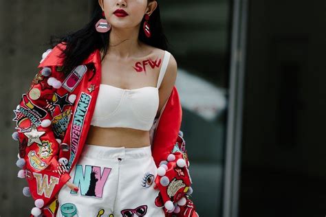 The Best Street Style From Seoul Fashion Week Spring ’18 Artofit