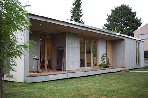 Gartenhaus2000 bietet ihnen eine große auswahl an ferienhäusern aus holz in den unterschiedlichsten ausführungen und varianten, die zum urlaub einladen. microhouse ...das minihaus projekt - die microhouse 62,5m² ...