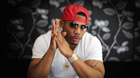 Nelly Performs At 2020 American Music Awards One Night Before Dancing