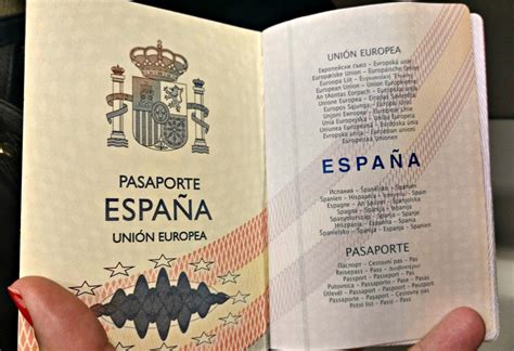 REQUISITOS PARA SOLICITAR UN PASAPORTE ESPAÑOL
