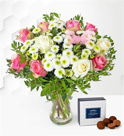 Should i send flowers to my ex girlfriend on valentine's day? if you are thinking about sending a gift to your ex on valentine's day and are wondering if you should, my expert opinion is that you should not. Sending flowers as corporate gifts - what you need to know ...