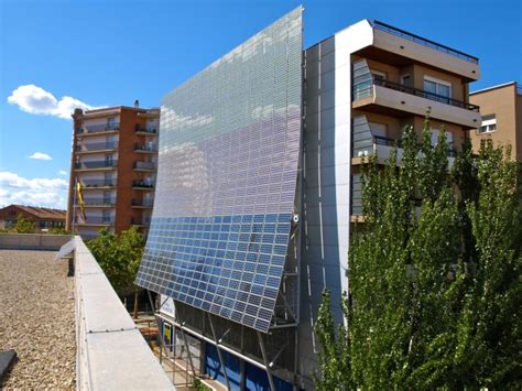 Building Integrated Photovoltiacs Bipv Can Be Low Cost