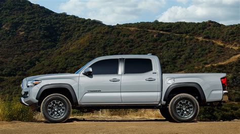 How Does The New Toyota Hilux Compare To The Tacoma News Akmi