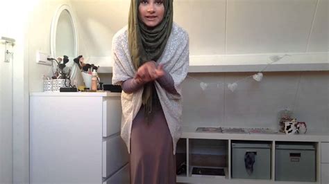 How I Wear My Abaya Jilbab To The Mosque Youtube