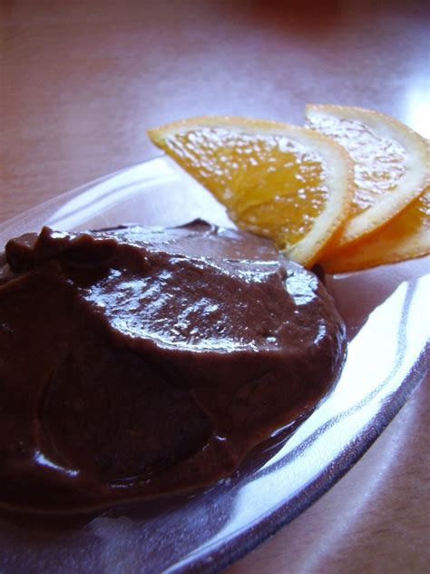 This chocolate avocado mousse is quick to prepare, deliciously sweet, beautifully creamy & perfect for kids with food allergies (egg, dairy and gluten free). Vegan Avocado Chocolate Mousse