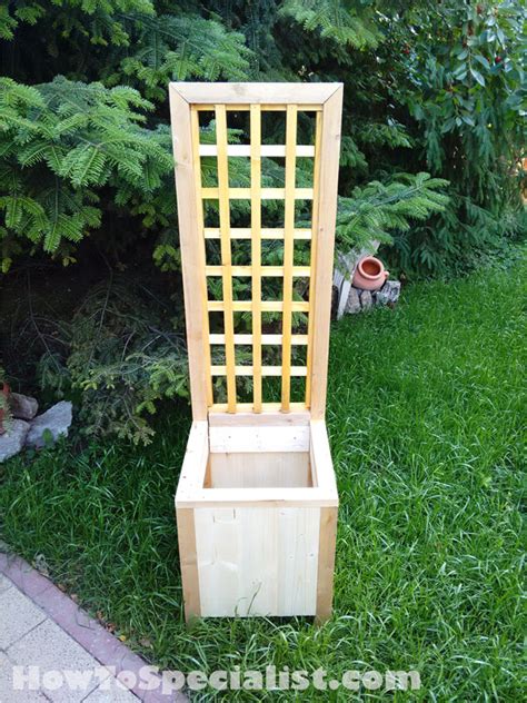 4) pallet mounted planter boxes. How to build a planter with trellis | HowToSpecialist ...