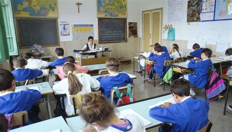 Scuole chiuse è diventato improvvisamente l'incubo dei genitori del lazio, per esempio. Lazio, scuole riaperte entro il 15 settembre | RomaSette