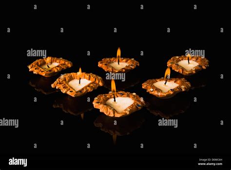 Close Up Of Diwali Oil Lamps Stock Photo Alamy