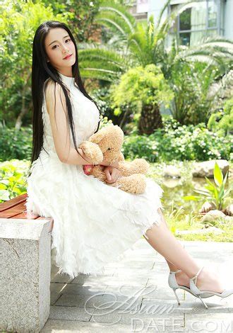 Dating Asian Member Xiaoqin From Guiyang 44 Yo Hair Color Black