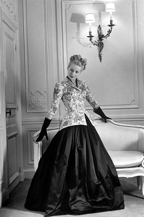 In Photos Dior In The 1940s Womens Fashion Vintage Vintage Dior