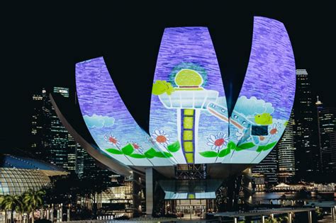 Marina Bay Singapore Countdown 2019 Light Projections At Artscience