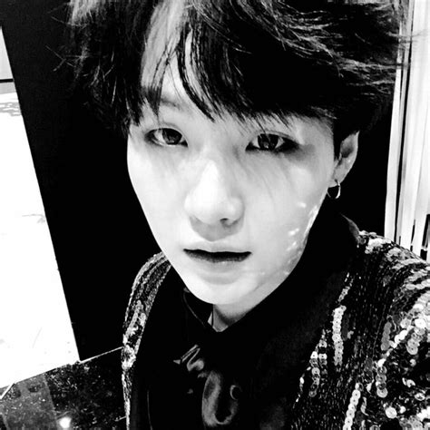 Ju Adlı Kullanıcının Bts Min Yoongi~ Panosundaki Pin