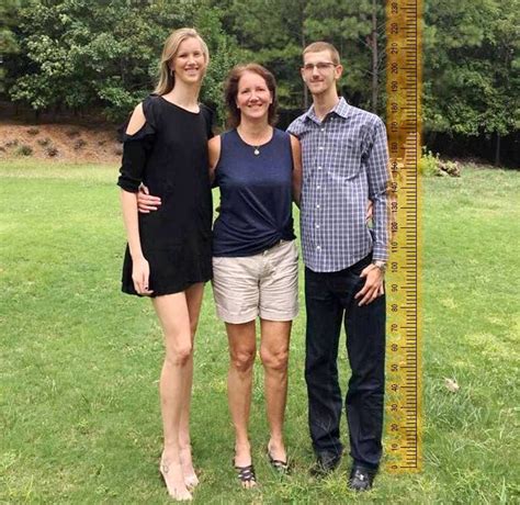 how tall is nancy in heels vs 6ft7 mom 7ft bro giant people tall people anouk aimee human