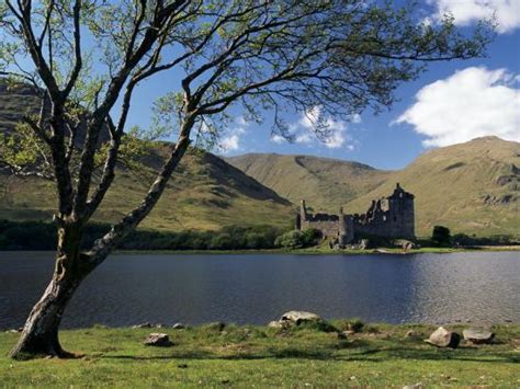 Loch Awe And The Ruins Of Kilchurn Castle Strathclyde Scotland