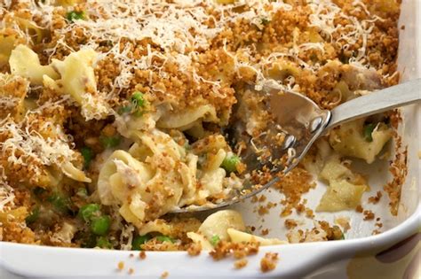 Nov 02, 2020 · an easy tuna noodle casserole recipe that your family will love. Tuna Noodle Casserole Recipe With Croutons | RecipeDose - Quick And Easy Cooking Recipes For ...