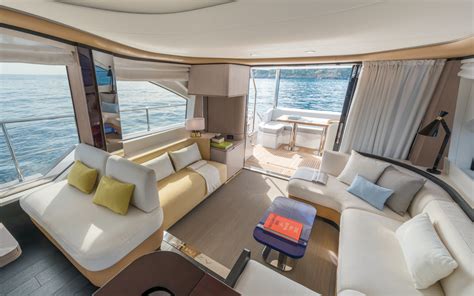 Azimut 60 Review Wow Factor Sets Chic Flybridge Apart From The Competition