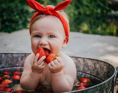 Pin On Baby Photoshoot