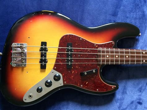 Sold Fender Custom Shop 1964 Jazz Bass