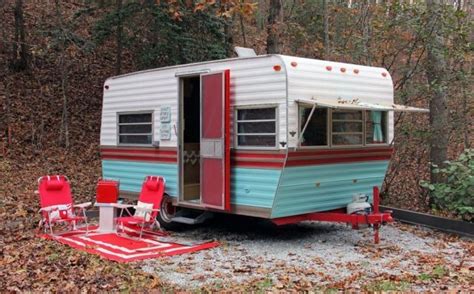 Step Inside This Colorful And Charming Retro Camper Camping Retro
