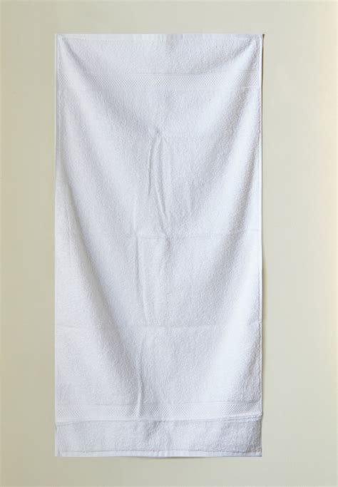 Buy Hema White Plain White Bath Towel 50100cm For Women In Mena Worldwide
