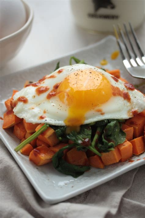 Ree drummond, the pioneer woman, has a ton of delightful recipes that are all ready in 16 minutes or less. Easy & Healthy Sweet Potato Spinach Breakfast Hash - Country Cleaver