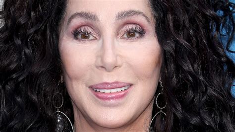 Warum Verklagt Cher Sonnys Witwe News24viral