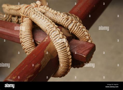 Strong Knot Using Thick Rope Stock Photo Alamy