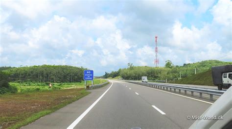 The Southern Expressway Sri Lanka Stort Tema Om Sri Lanka