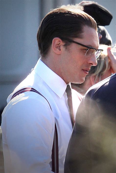 It's hard to make an uninteresting movie when you have tom hardy playing twin gangster brothers, and yet legend is somehow up to the task. On the Set of Legend - Tom Hardy Photo (37197510) - Fanpop