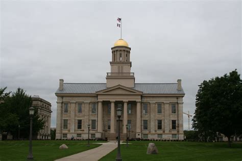 Old Capitol Building In Iowa City At The University Of Iow Flickr