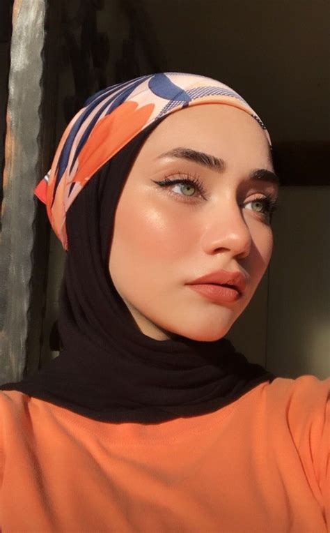 Pin By ميرا ميوش On أنثى Beautiful Hijab Hijab Style Tutorial Hijabi Fashion Casual