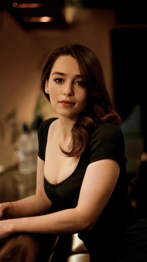 1080x1920 Emilia Clarke Game Of Thrones Tv Shows Celebrities For Iphone 6 7 8 Wallpaper