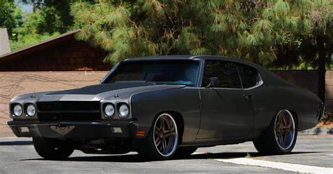 10 Discontinued Muscle Cars We Wish Theyd Bring Back