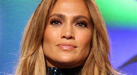 Jennifer Lopez Shows Off Her Drinking Outfit Despite Ben Affleck