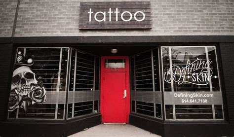 Tattoos date back over 12,000 years, but maine's tattoo history goes back to 1925 with peter d maine has over 200 licensed tattoo parlors scattered across the state, so you have your choice of. Sacred Image Tattoo Tattoo Shop Burlington | Tattoo Shop Reviews