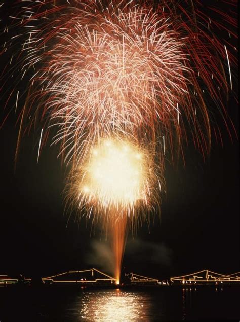 Kure Fireworks Festival Get Hiroshima