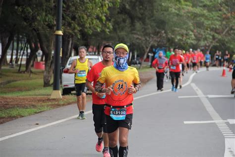 Andrew voon, christopher nielson, urs weisskop and simon amos. di:stiL Running: 36. Unicef Borneo Marathon 2019 (5:41)
