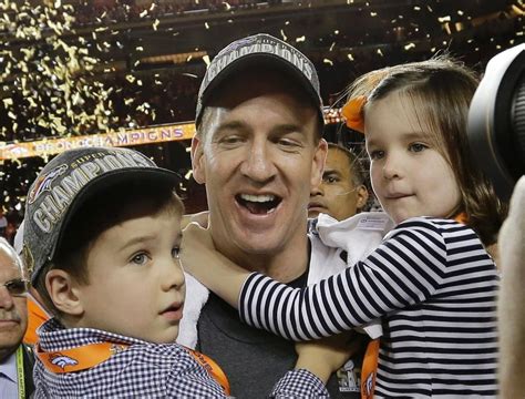 Peyton Manning Is Married To Ashley Thompson They Have 2 Children See