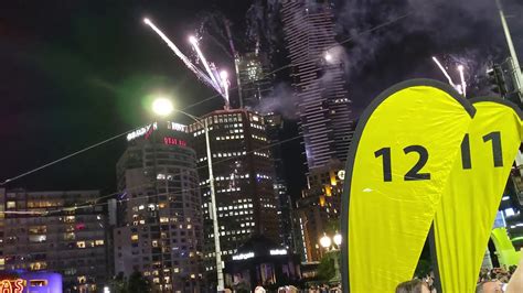 New Year Eve 2020 Celebrations Fireworks In Melbourne Australia Youtube