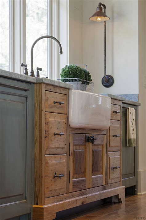 This Sink Cabinet Juts Out Into The Gallery 7 Trends