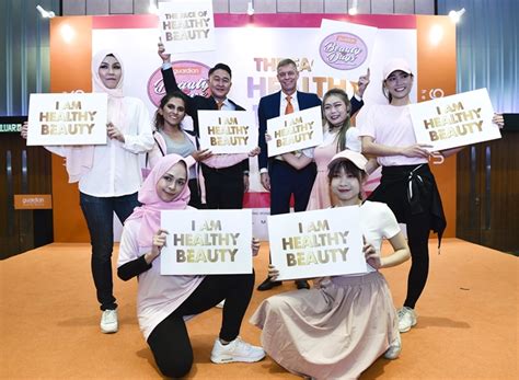 Pelanggan yang dihormati, berkuatkuasa pada 15 februari 2021, suruhanjaya syarikat malaysia (ssm) telah memperluaskan skim pendaftaran perniagaan prihatin (sppp) kepada semua usahawan dalam kumpulan b40. Sunshine Kelly | Beauty . Fashion . Lifestyle . Travel ...