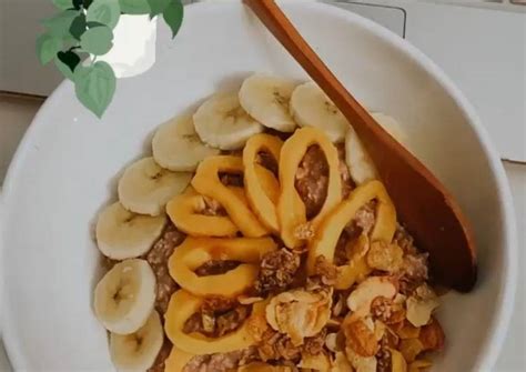 Resep mudah membuat oatmeal cookies tanpa menggunakan oven dan tepung. Resep Overnight Oatmeal Diet oleh Evelyn Hary - Cookpad