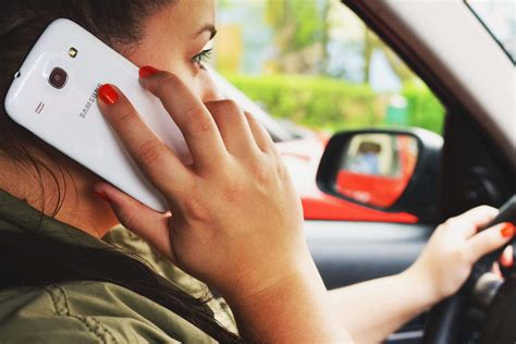 Tough New Penalties For Drivers Using Mobile Phones Tempcover