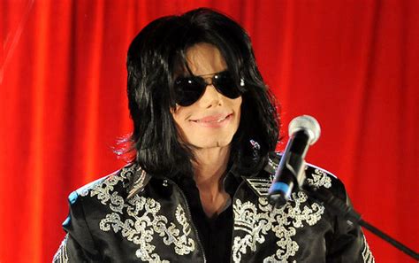 Michael Jacksons Estate Settles Lawsuit With Ex Manager For 3 Million