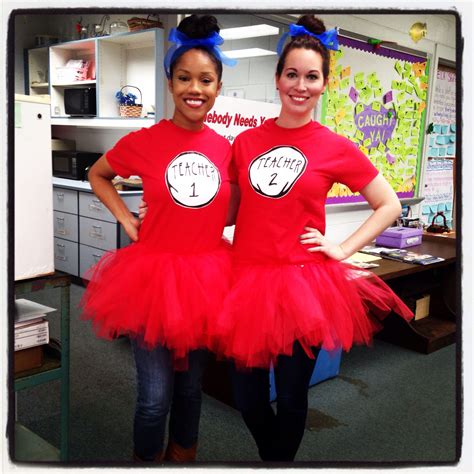 √ Thing 1 Thing 2 Costume Ideas